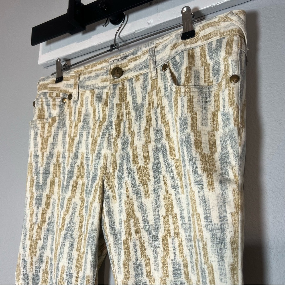 Printed Slim Ankle Pants in Soft Yellow & Light Blue - Picture 6 of 14